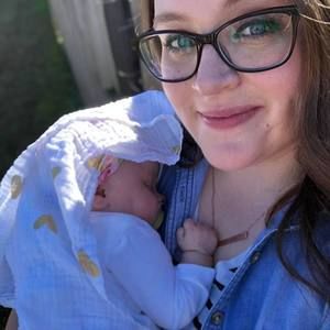 Meet your Posher, Angela